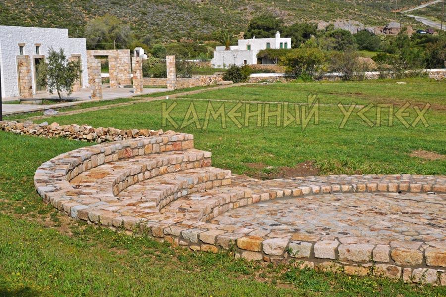 амфитеатр на острове Греции
