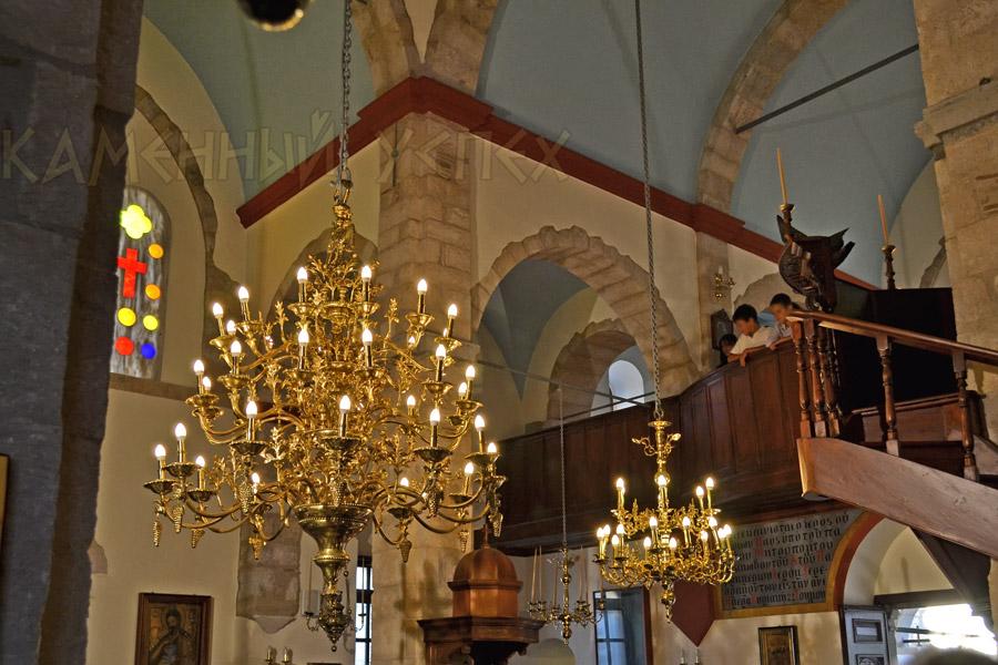 православная каменная церковь