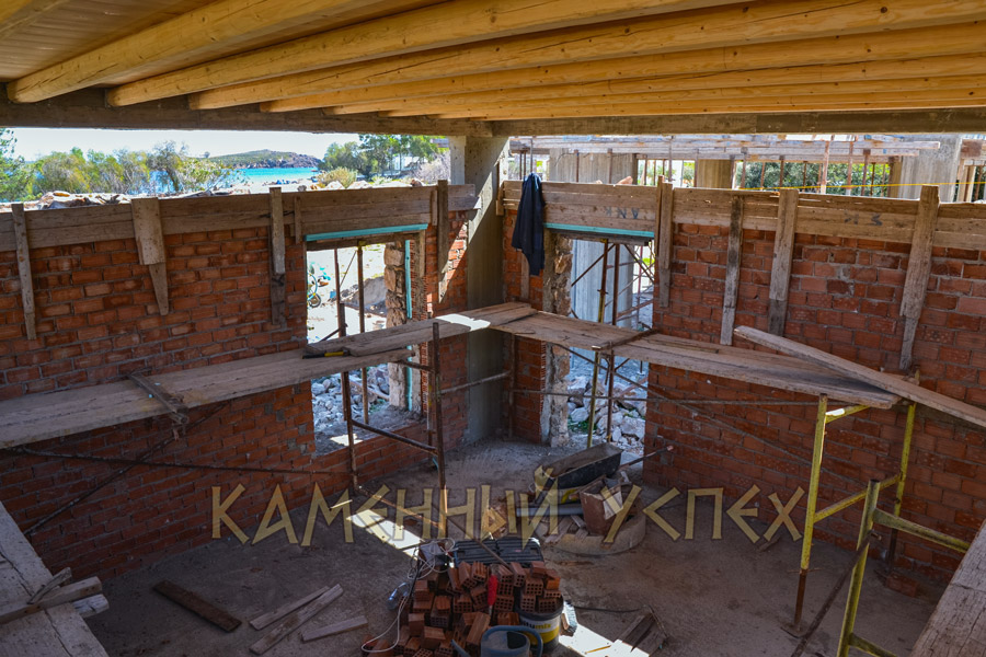 Строительство каркасно-кирпичного дома