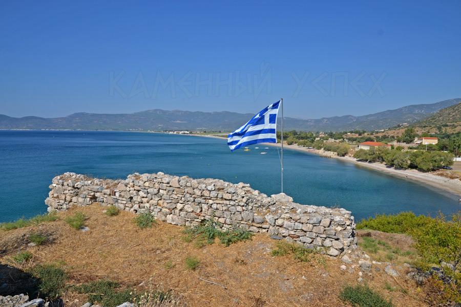 Византийская кладка и толщина каменной стены. Остров Самос