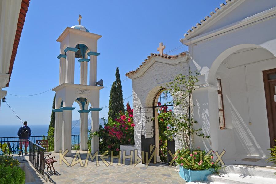 монастырь из камня остров Самос