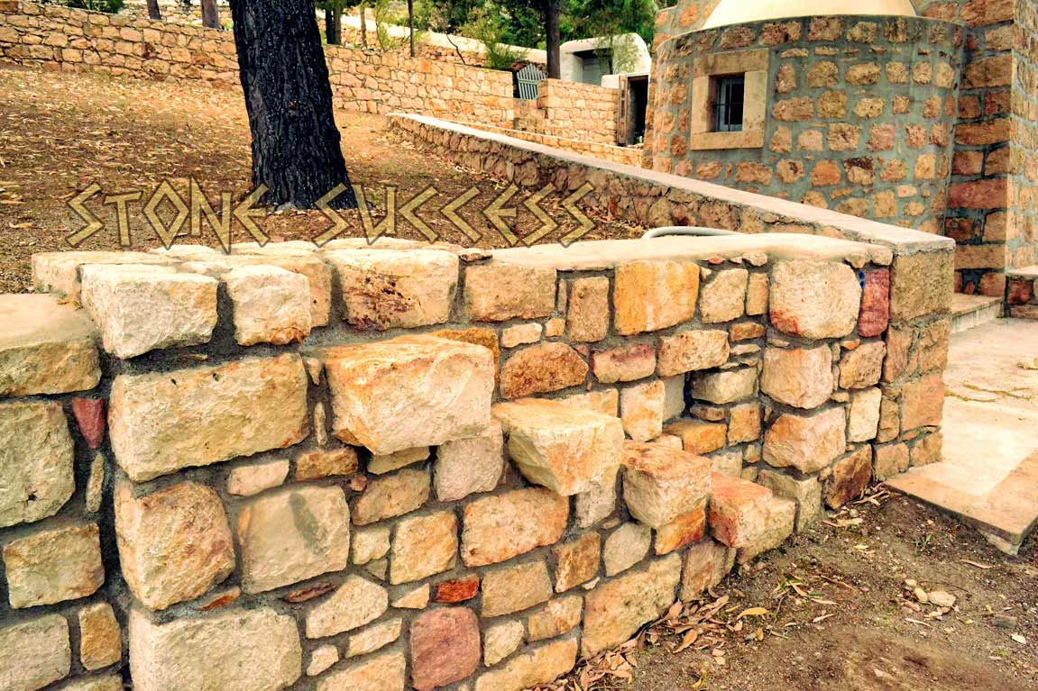 подпорная стена из камней Патмос Греция